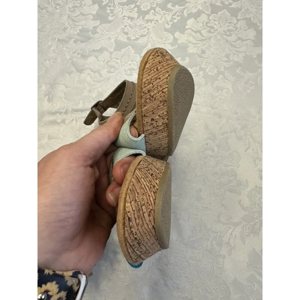 Minnetonka‎ Poppy Size 9 Tan Aqua Blue Wedge Sandal Fringe Comfort 71327